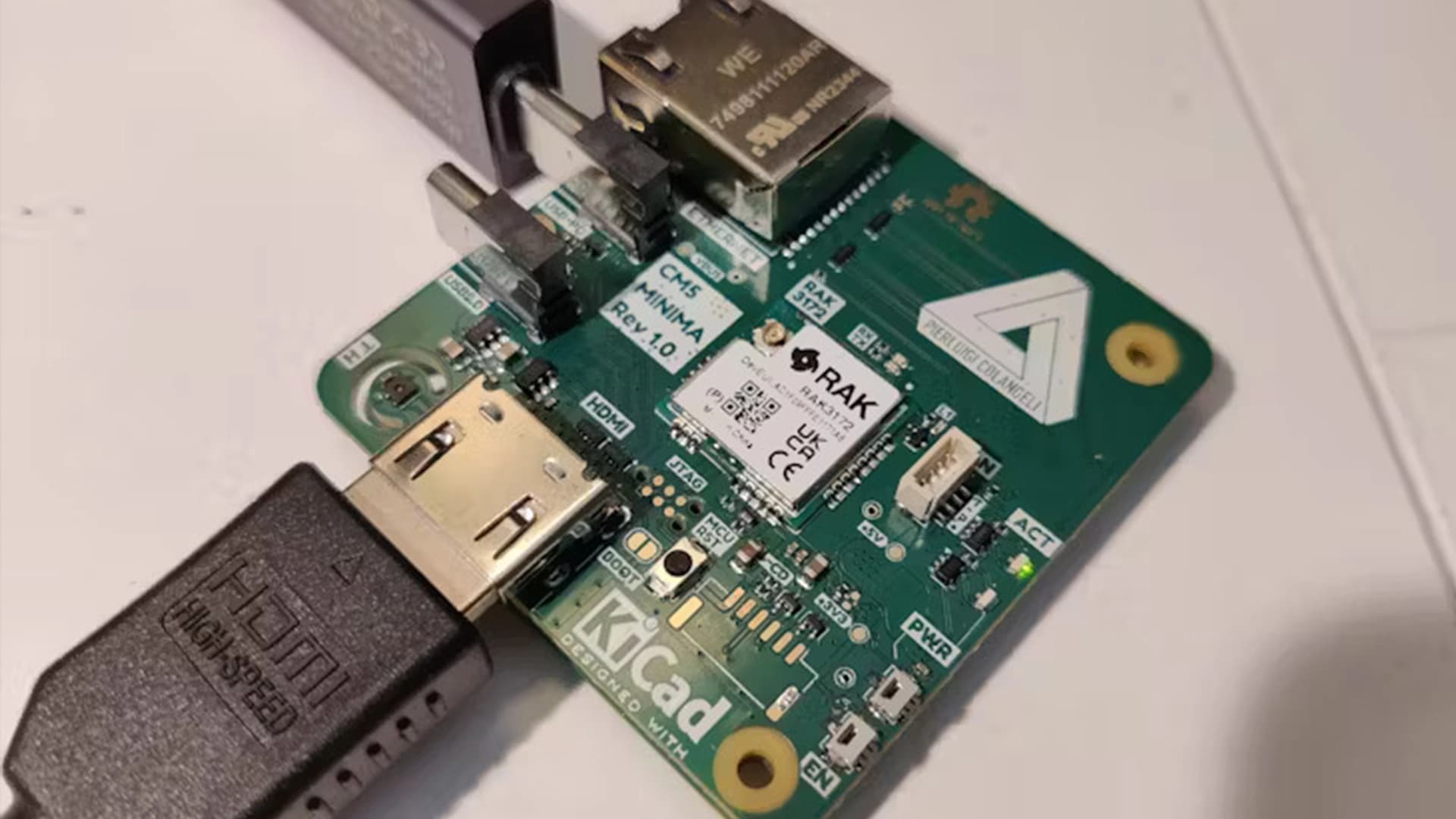 No alternate text provided