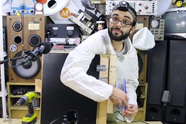 No alternate text provided